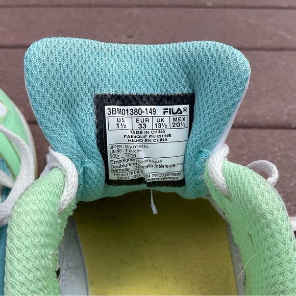 Girls Fila Multiverse - Picture 7 of 9